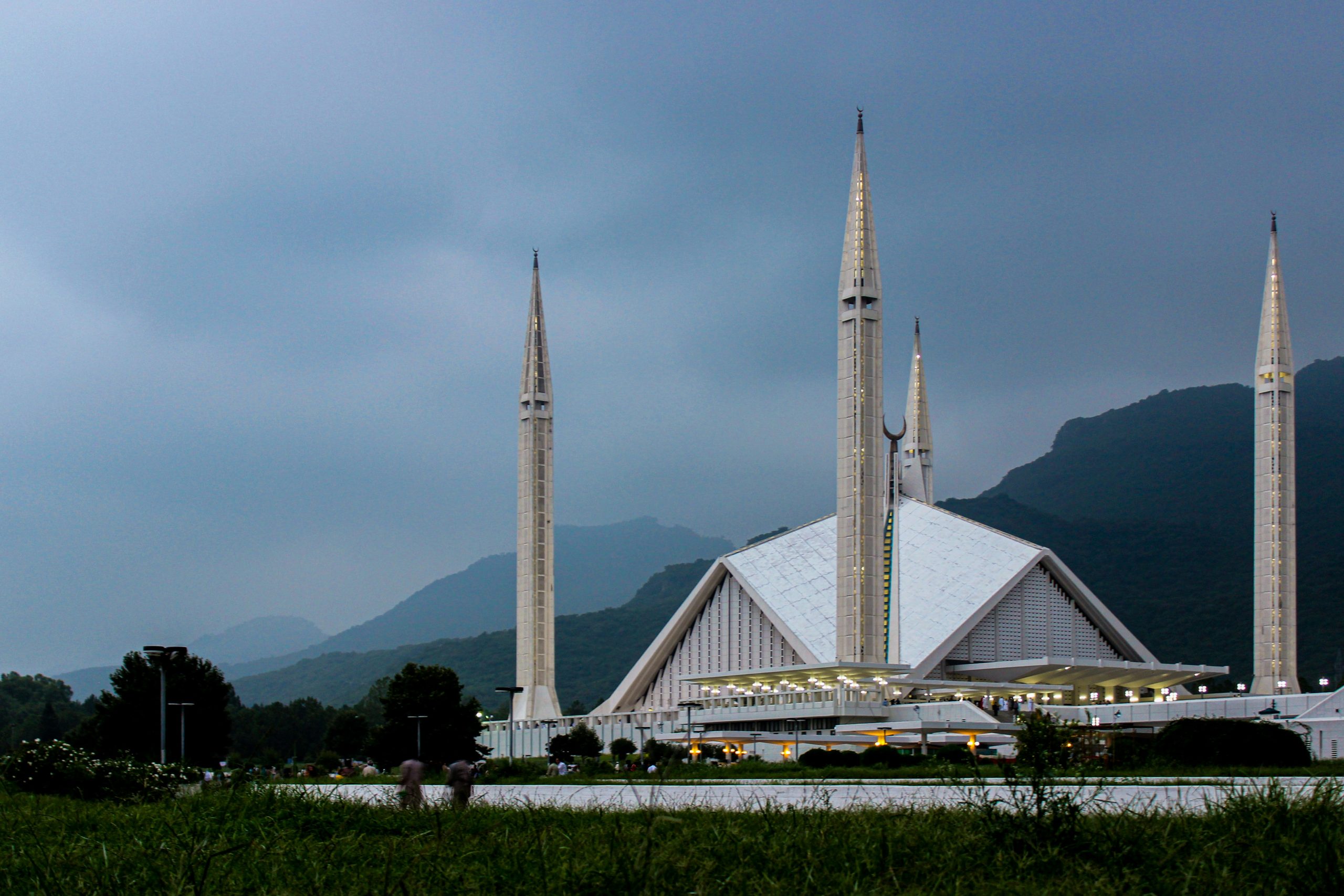 Faisal Mosque, Islamabad – a symbol of Pakistan’s capital.